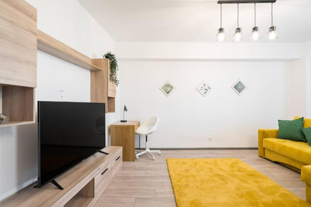 Carol New Building With Balcony Apartment Bucureşti Exterior foto