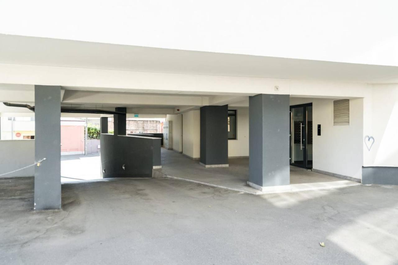 Carol New Building With Balcony Apartment Bucureşti Exterior foto