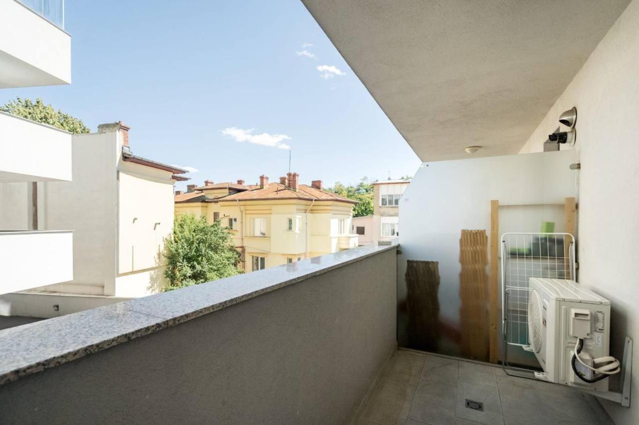 Carol New Building With Balcony Apartment Bucureşti Exterior foto